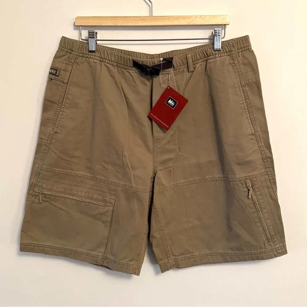 Vintage 90s REI Men’s Terra Cotton Khaki Belted Cargo Shorts 10” Inseam